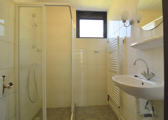 Holiday home Holiday Home In Stramproy Nature Reserve